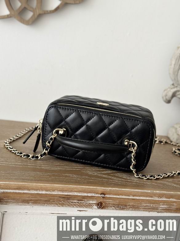 Chanel Bags 66021 9.5X17X8cm YG 2colour