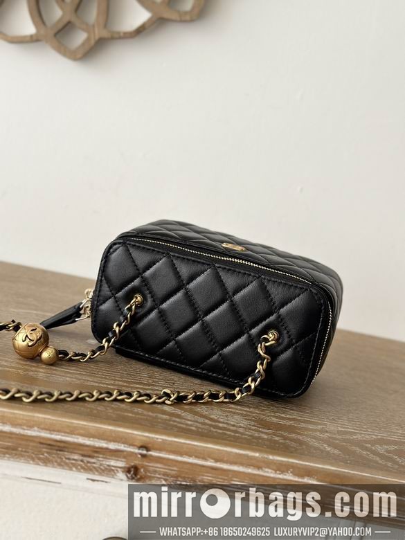 Chanel Bags 66015 16X9.5X8cm YG 2colour