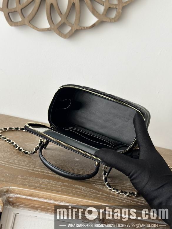 Chanel Bags 66021 9.5X17X8cm YG 2colour