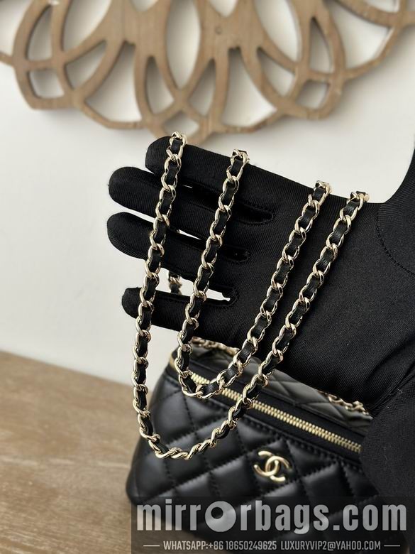 Chanel Bags 66021 9.5X17X8cm YG 2colour