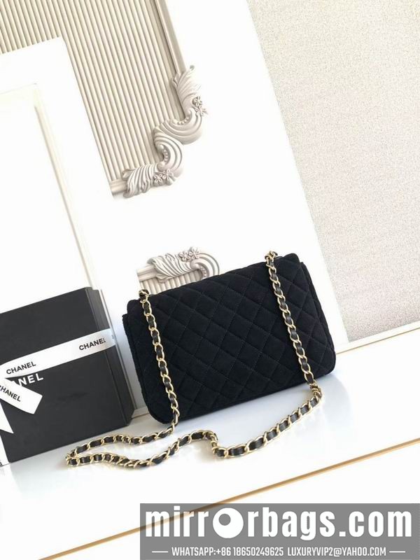 Chanel Bags AS5991 17x24x7cm XZ6