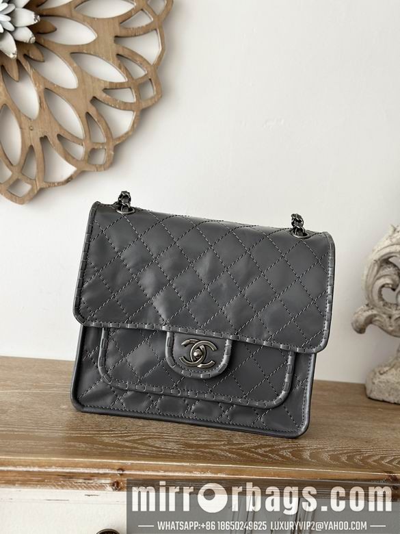 Chanel Bags 2225 26X11X23cm YG 3colour