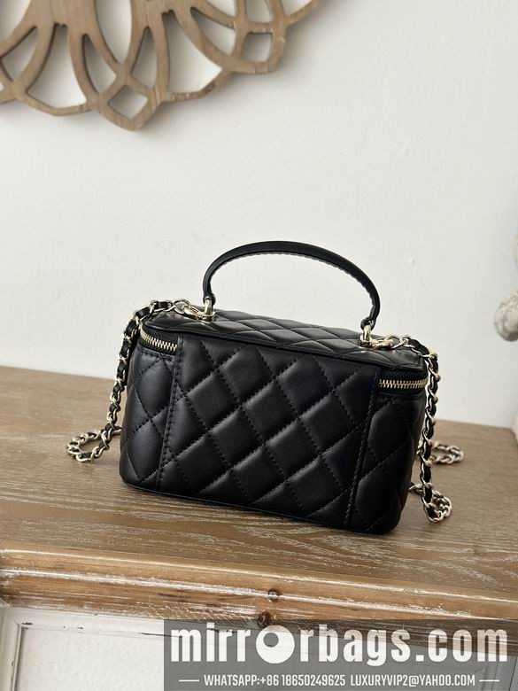 Chanel Bags 66021 9.5X17X8cm YG 2colour