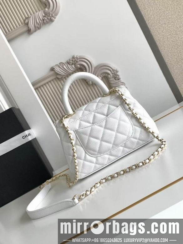 Chanel Bags 2215 19CM XZ4