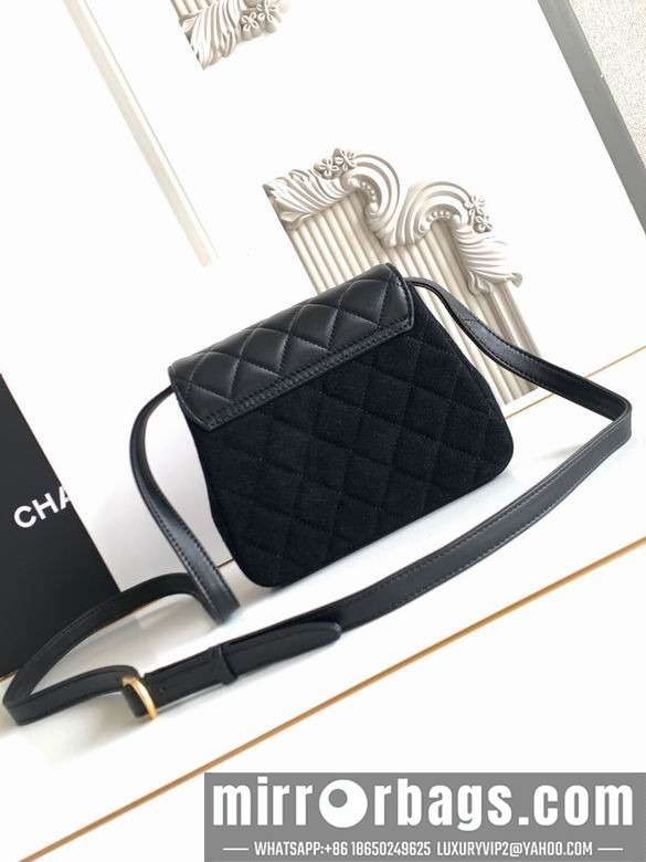 Chanel Bags 4679 15X18 4colors