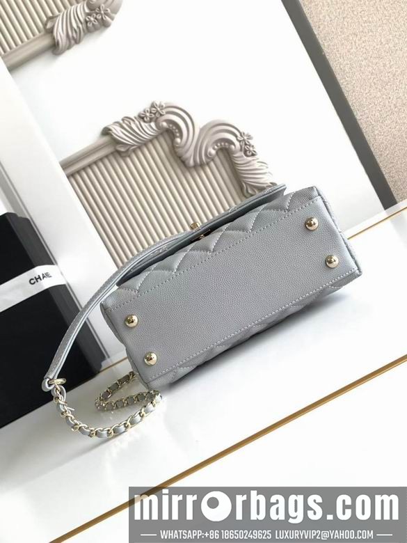 Chanel Bags 2215 19CM XZ7