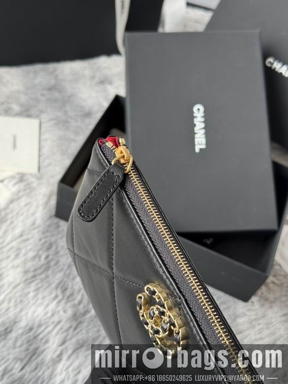 Chanel Bags AP1109 20X12.2X1cm YG 5