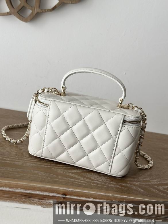 Chanel Bags 66021 9.5X17X8cm YG 2colour
