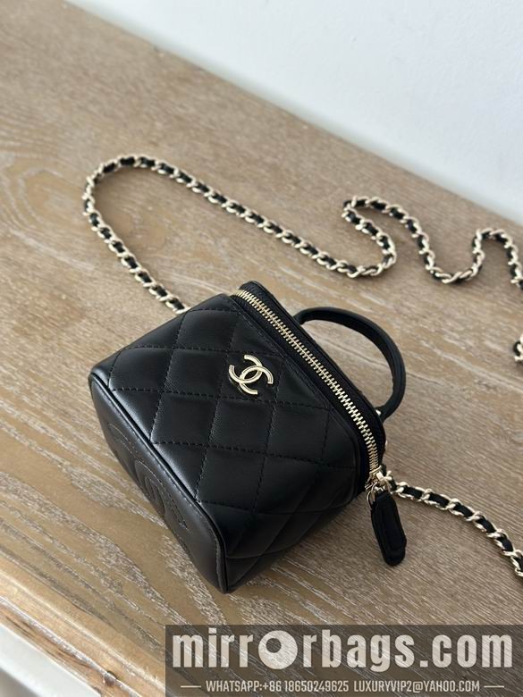 Chanel Bags 66020 10X7X9cm YG 2colour