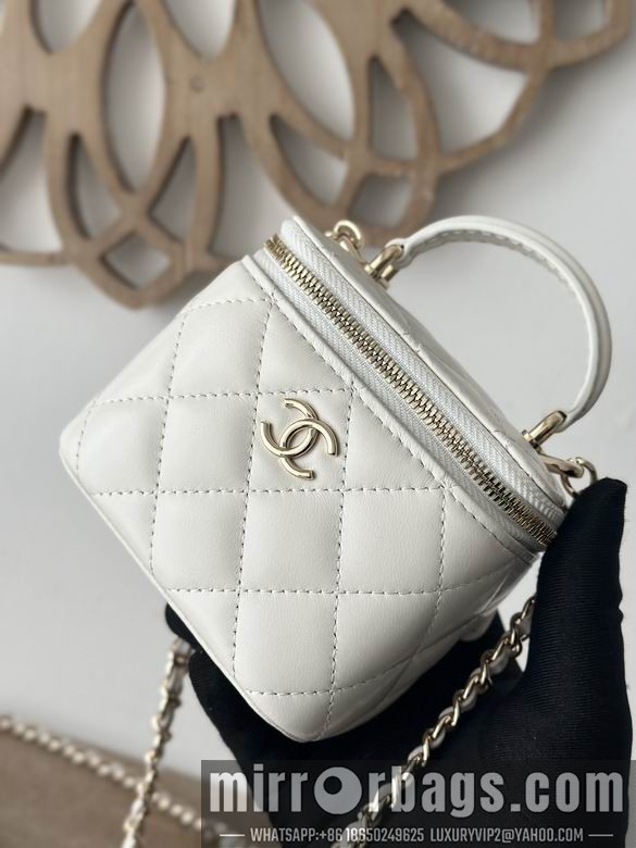 Chanel Bags 66020 10X7X9cm YG 2colour