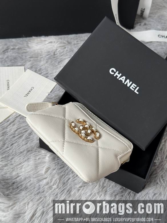 Chanel Bags AP2136 11X9.5X1.5cm YG 10