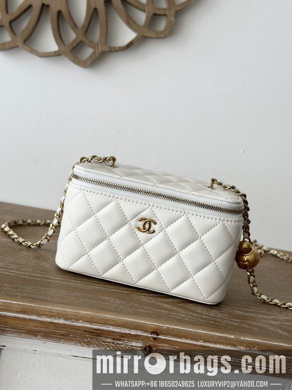 Chanel Bags 66015 16X9.5X8cm YG 2colour