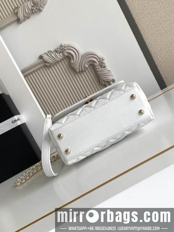 Chanel Bags 2215 19CM XZ4