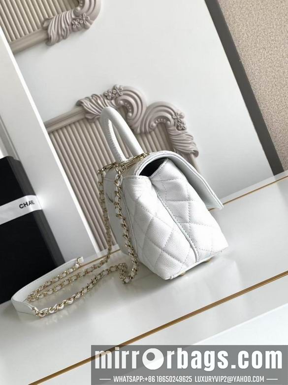 Chanel Bags 2215 19CM XZ4