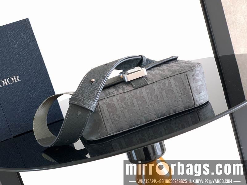 Dior Bags H53E44 23x17.5x6cm WP