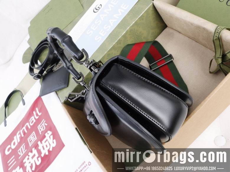 1:1 Gucci Bags 675797 21X15X7cm YG 3colour