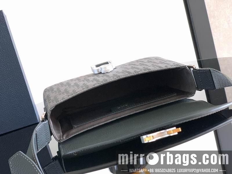 Dior Bags H53E44 23x17.5x6cm WP