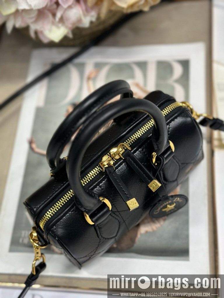 Dior Bags Dior Groove 1365 16x10x8cm yz