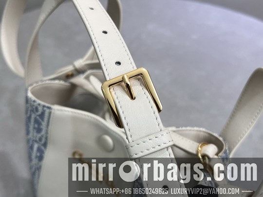 Dior Bags Dior Signature 2840 21x19x11cm yz