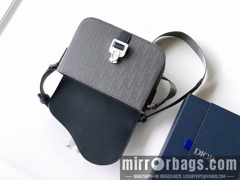 Dior Bags H53E44 23x17.5x6cm WP