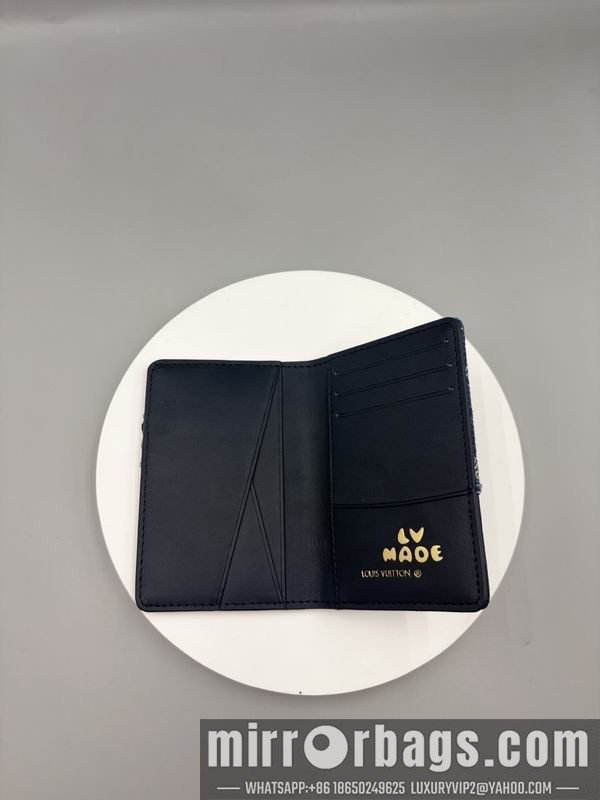 1:1 Louis Vuitton Bags M81015 8x11x1cm ZC 2色