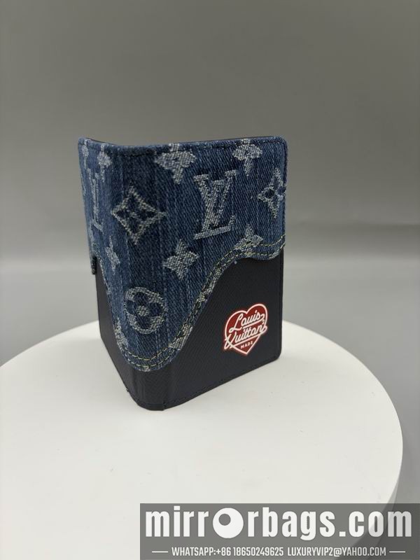 1:1 Louis Vuitton Bags M81015 8x11x1cm ZC 2色