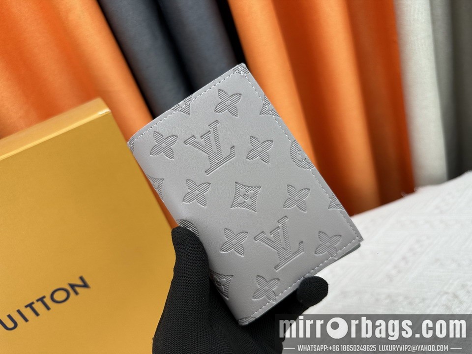 1:1 Louis Vuitton Bags M64502 10x14x2.5cm ss3