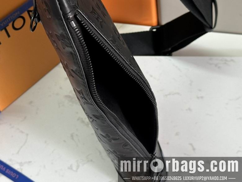 1:1 Louis Vuitton Bags M21890 20X42X6cm WP