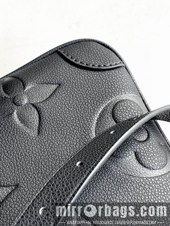 1:1 Louis Vuitton Bags M46504 M46487 36X22X9cm WP 2colour