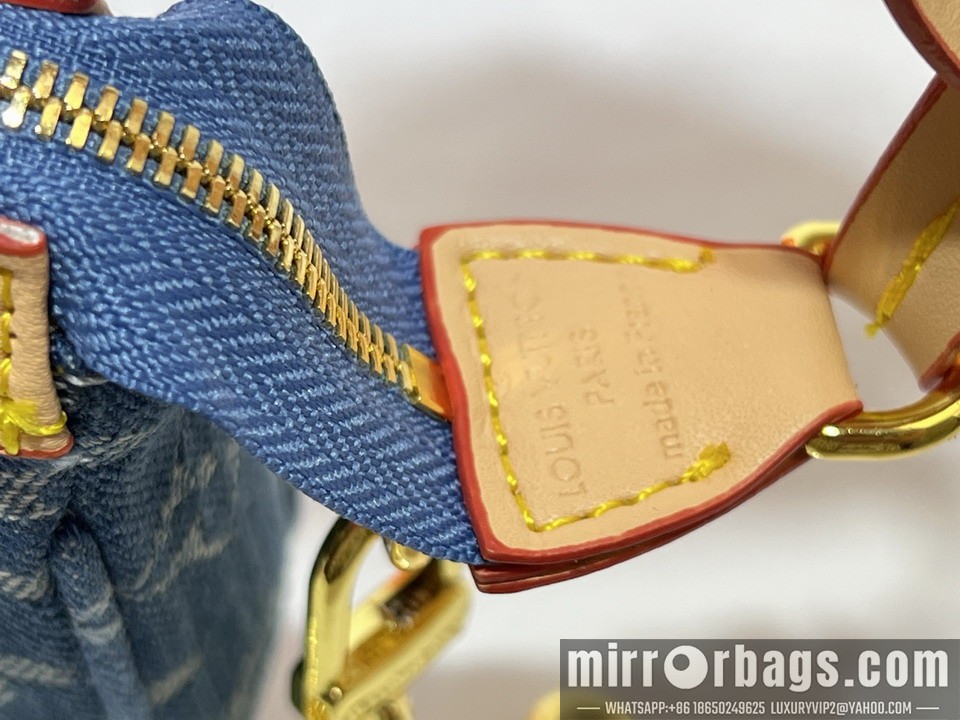 1:1 Louis Vuitton Bags Pochette Acc M13404 22x13x4cm ss2