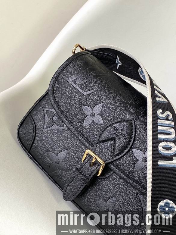 1:1 Louis Vuitton Bags M46386 23X16X8.5cm WP