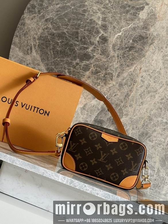 1:1 Louis Vuitton Bags M14058 13X6.5X20cm WP