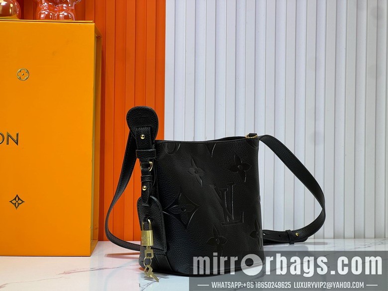 1:1 Louis Vuitton Bags ALL In M12925 16x12x18cm ss2