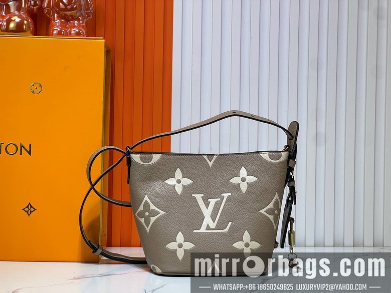 1:1 Louis Vuitton Bags ALL In M12925 16x12x18cm ss