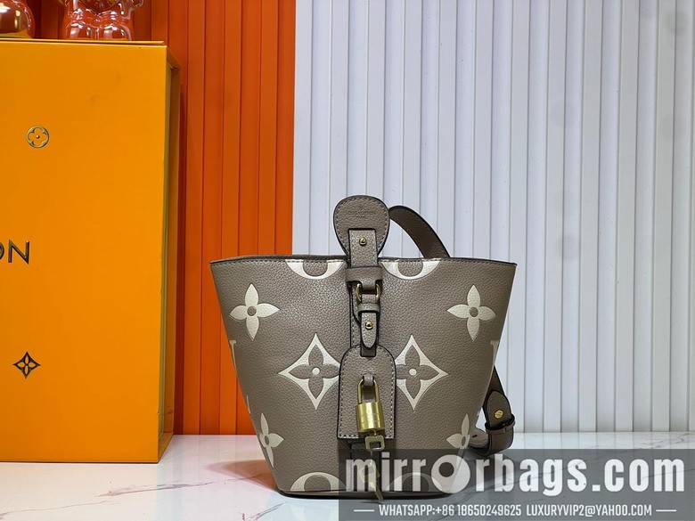 1:1 Louis Vuitton Bags ALL In M12925 16x12x18cm ss