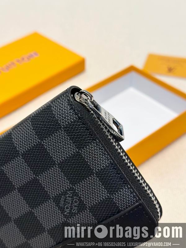 1:1 Louis Vuitton Bags LV 21x11cm ZC7