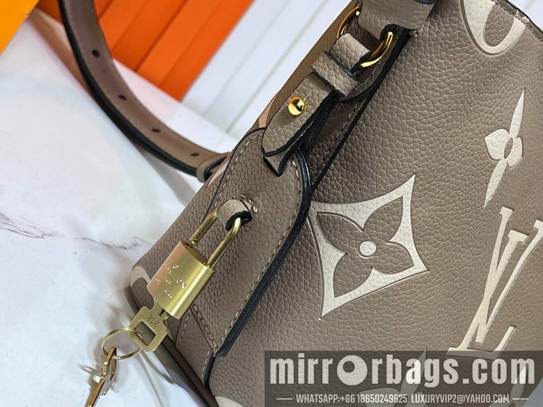 1:1 Louis Vuitton Bags ALL In M12925 16x12x18cm ss