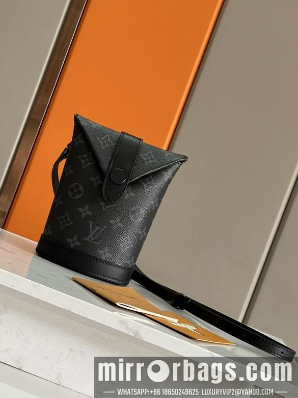 1:1 Louis Vuitton Bags M11613 12.5X18X8.5cm WP