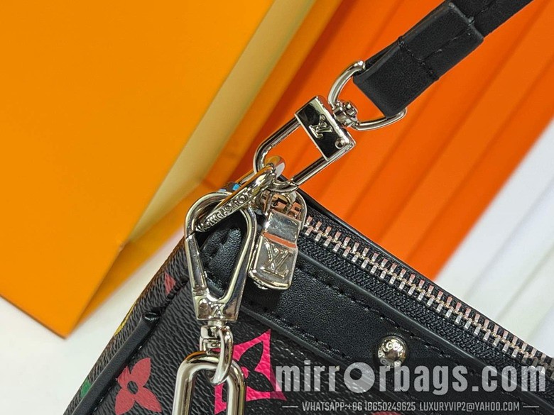 1:1 Louis Vuitton Bags Pochette Acc M13404 22x13x4cm ss1