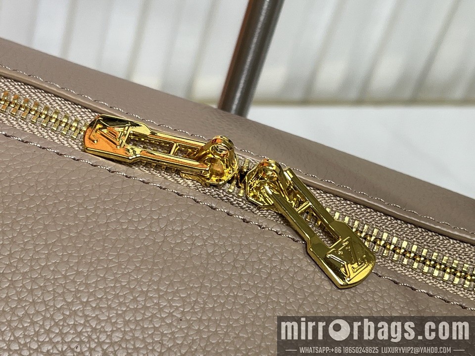 1:1 Louis Vuitton Bags M13667 25x15x18cm ss