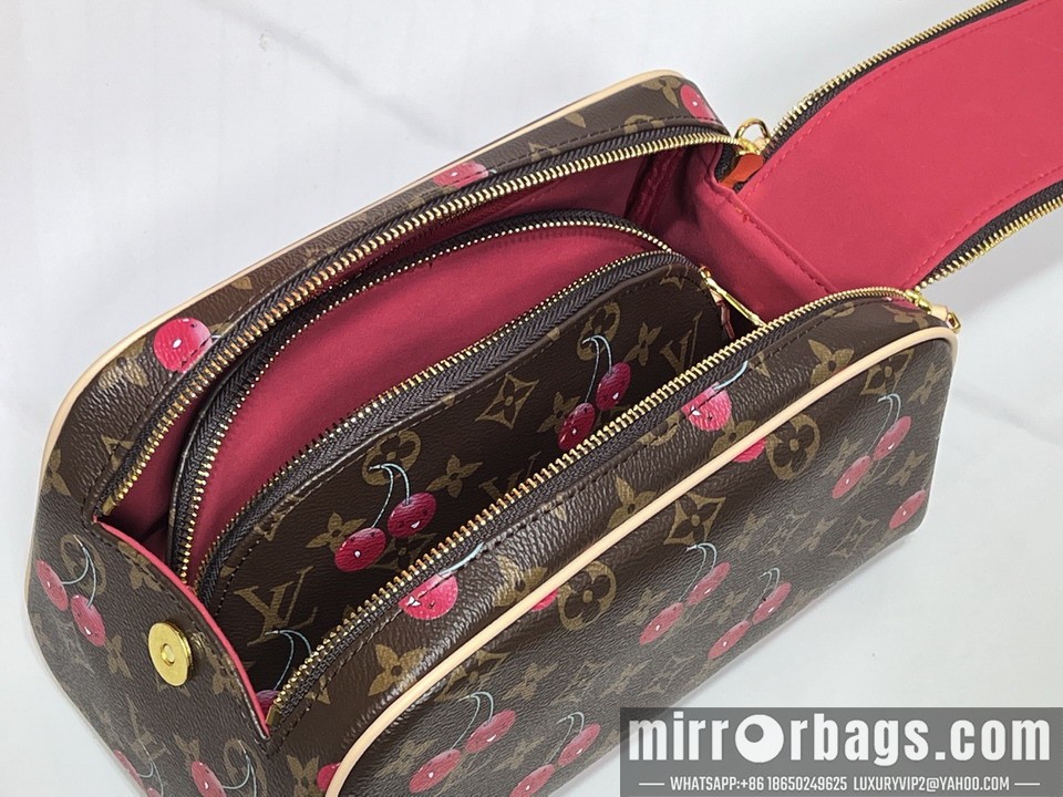 1:1 Louis Vuitton Bags Dopp Kit M47528 28x15x16.5cm ss1