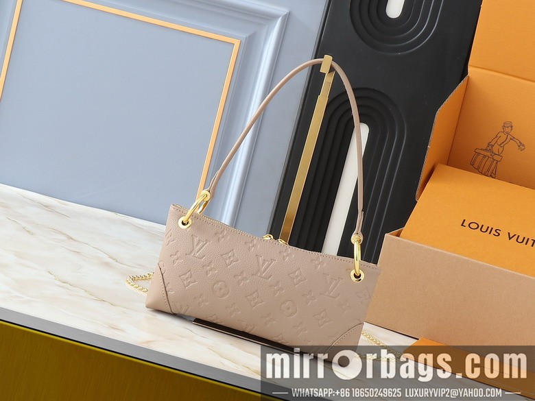 1:1 Louis Vuitton Bags Sevres M12174 25x13x5cm ss3