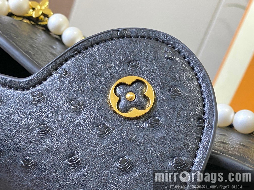 1:1 Louis Vuitton Bags Cap M48866 27x18x9cm ss