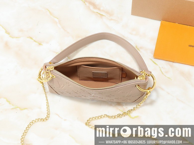 1:1 Louis Vuitton Bags Sevres M12174 25x13x5cm ss3