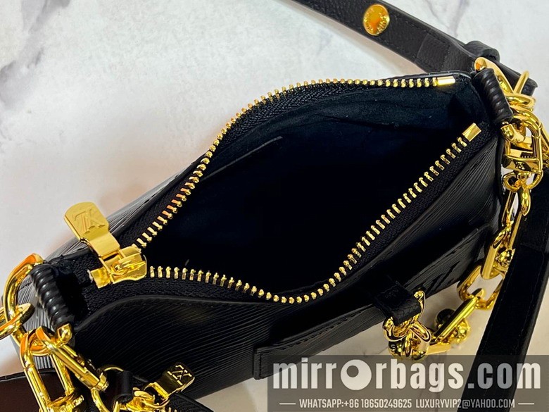 1:1 Louis Vuitton Bags Marellini M13099 19x13.5x6.5cm ss