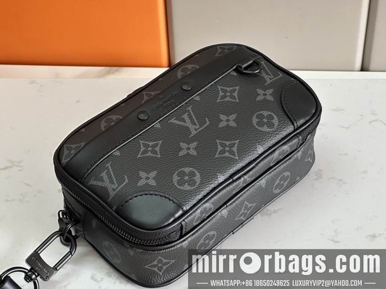 1:1 Louis Vuitton Bags M82542 11X18.5X6.5cm WP