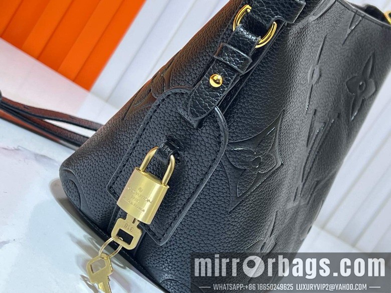 1:1 Louis Vuitton Bags ALL In M12925 16x12x18cm ss2