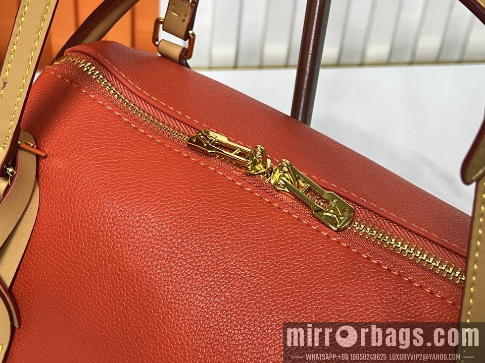 1:1 Louis Vuitton Bags M13667 25x15x18cm ss4