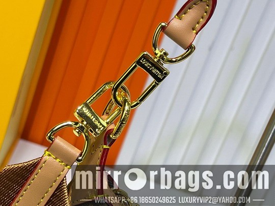 1:1 Louis Vuitton Bags Loop M12939 22x9x33cm ss