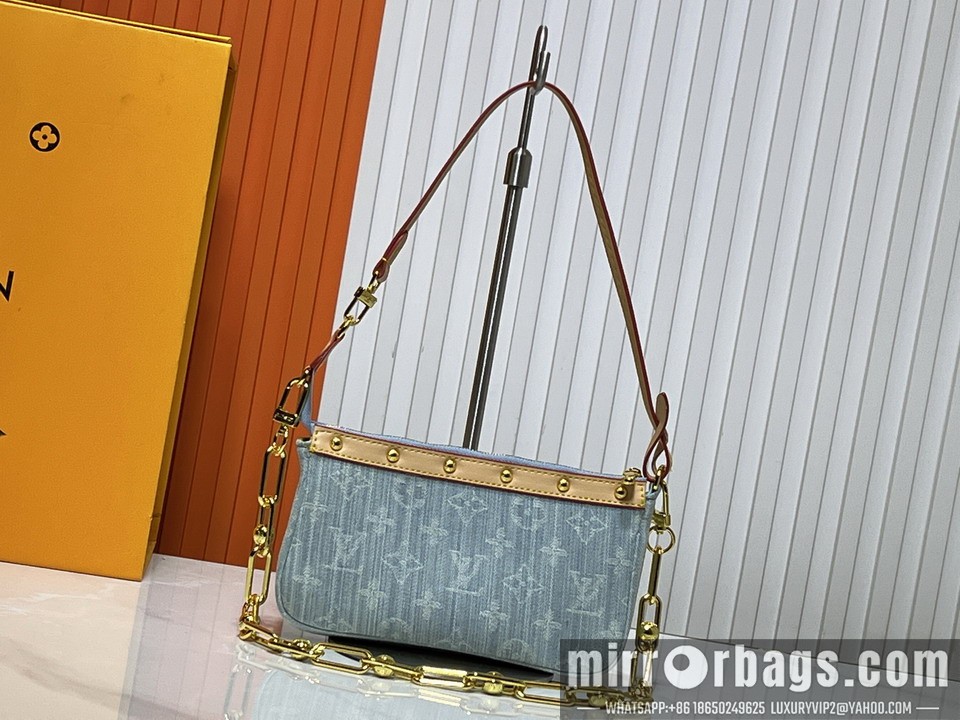 1:1 Louis Vuitton Bags Pochette Acc M13404 22x13x4cm ss4